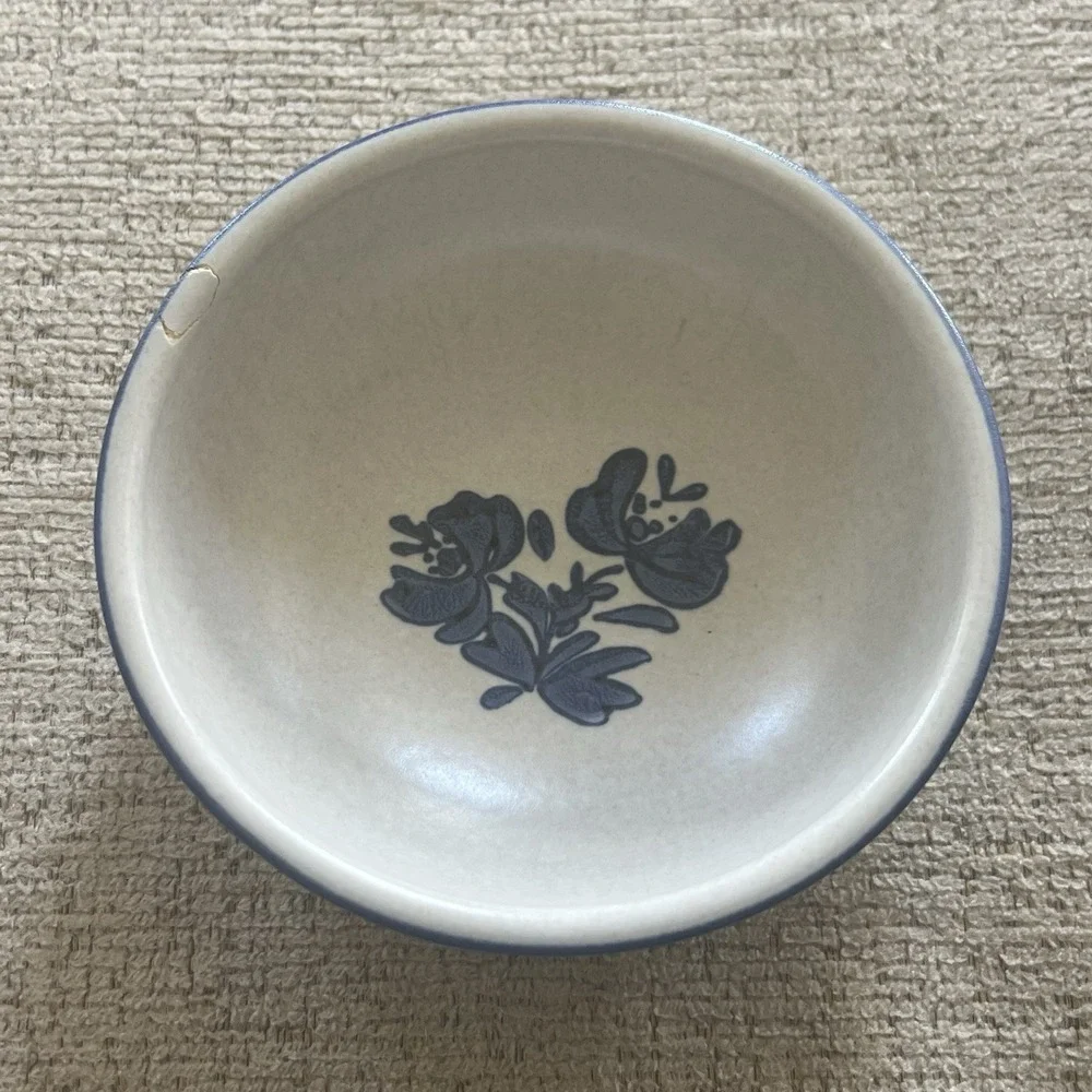 Pfaltzgraff yorktowne vintage